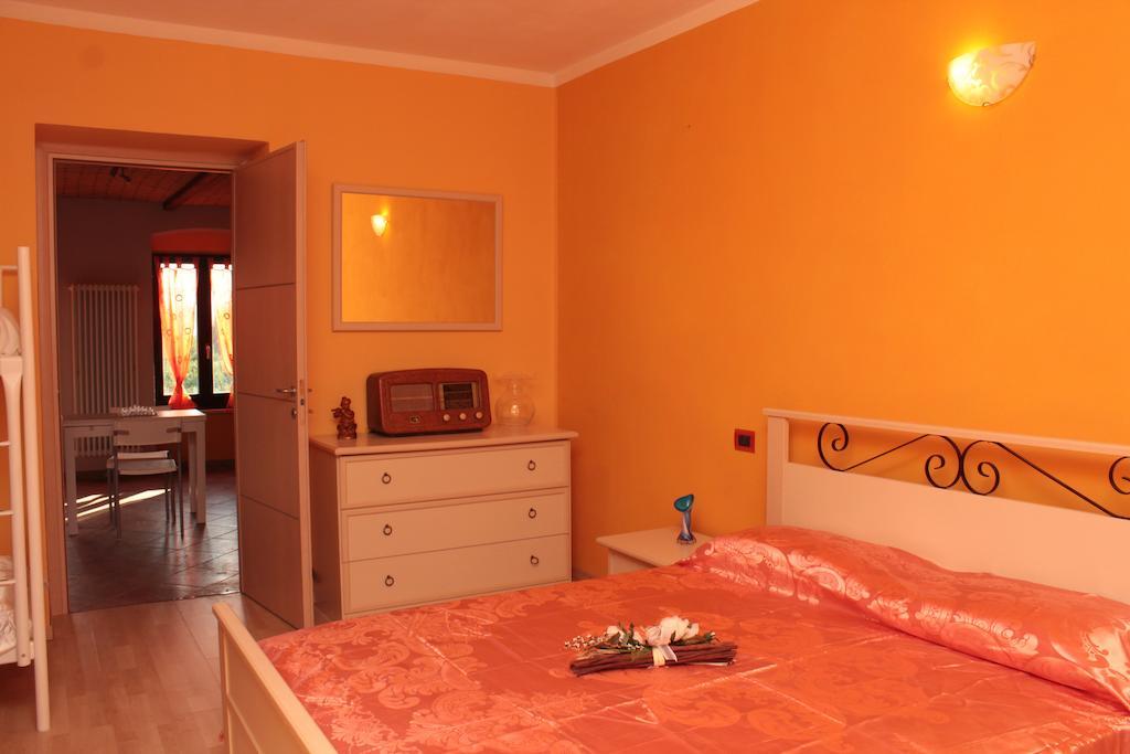 Apartamento I Boidi Nizza Monferrato Habitación foto